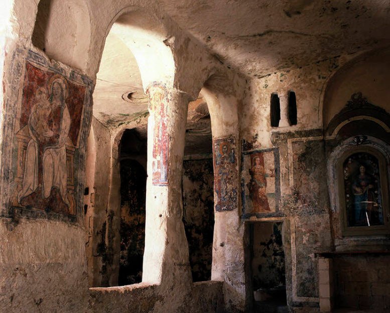 Matera Sassi (Cave Dwellings), Matera, Basilicata, Italy